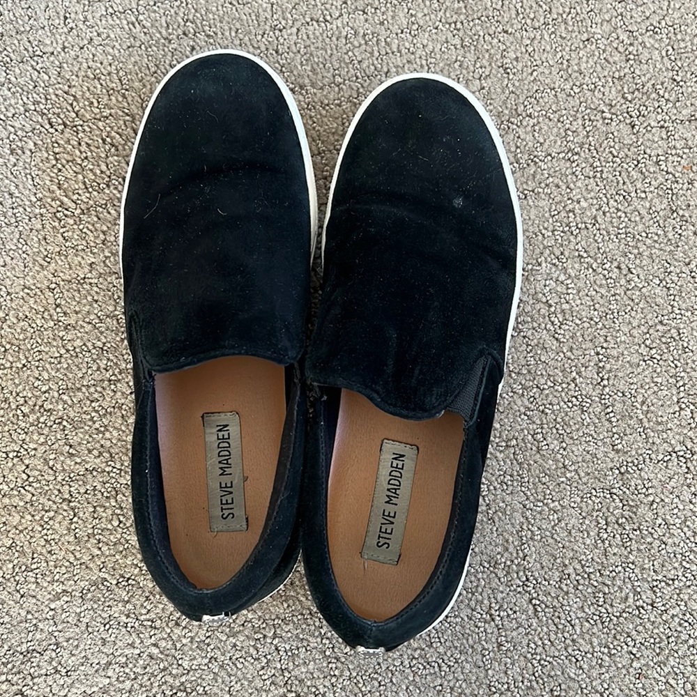 Steve Madden Slip Ons